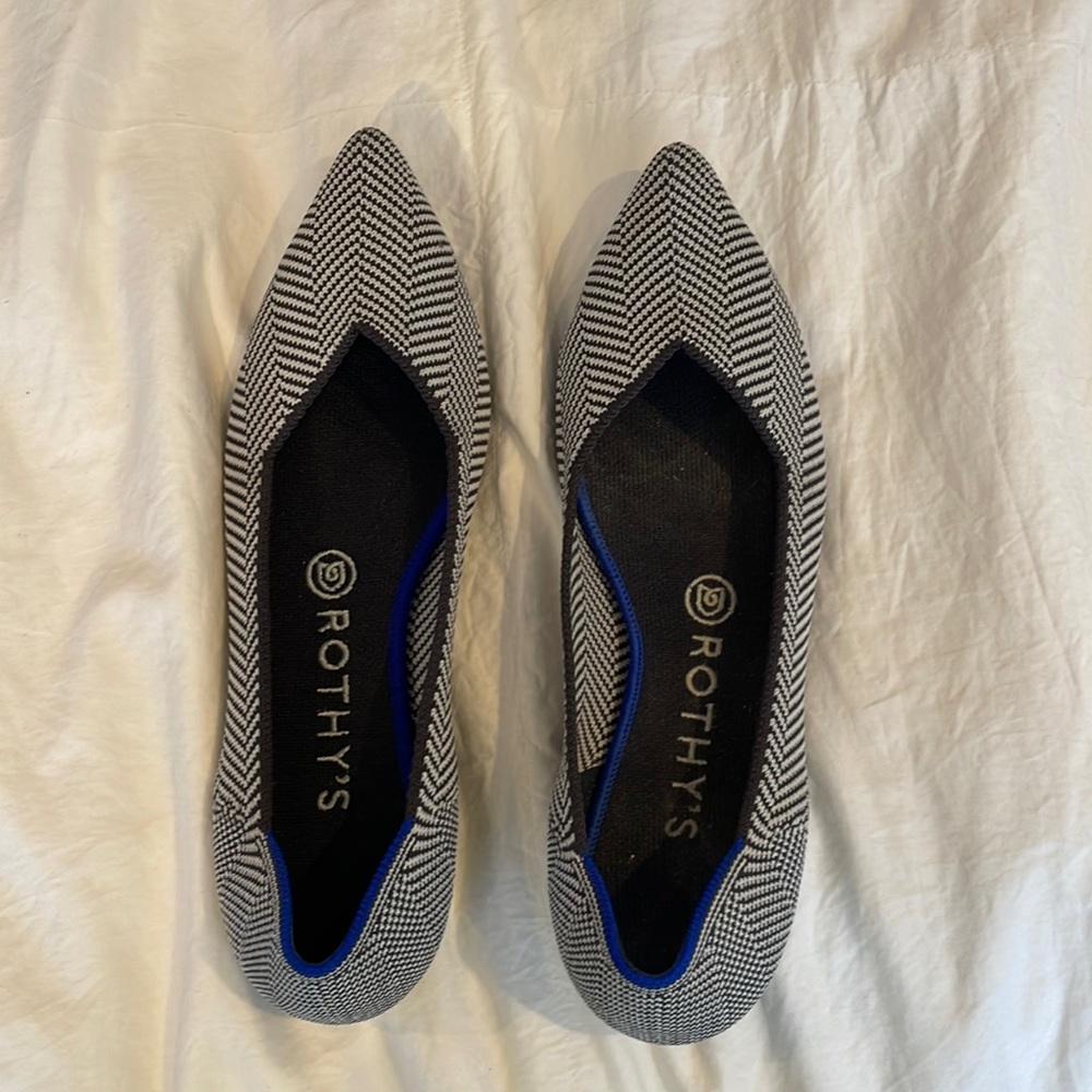Rothy’s The Point Like New 8 pointed toe flats